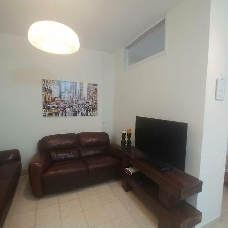 Lovely Apartment Premium Location Ramat Gan Eksteriør billede