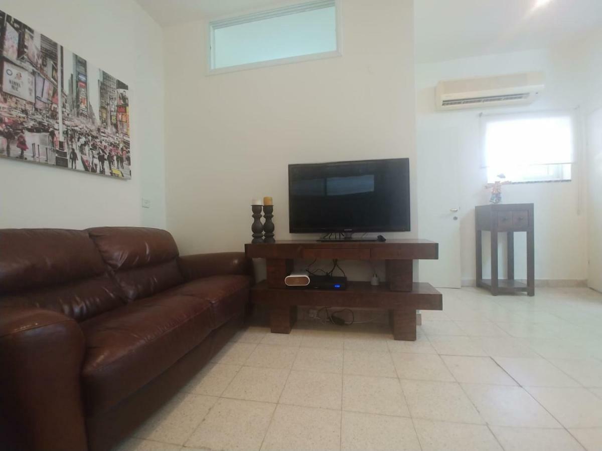 Lovely Apartment Premium Location Ramat Gan Eksteriør billede